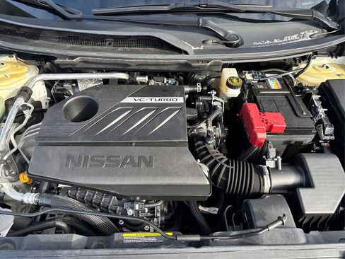 Used 2023 Nissan Rogue SV AWD/4WD image 13