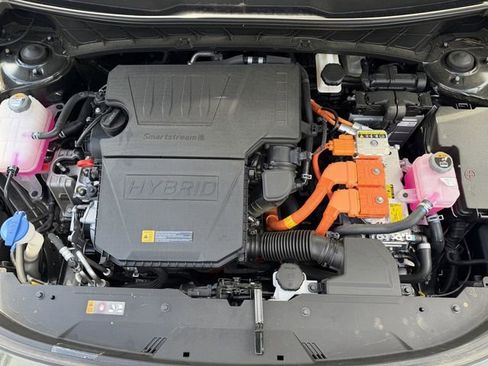 Used 2025 Kia Niro EX FWD image 40