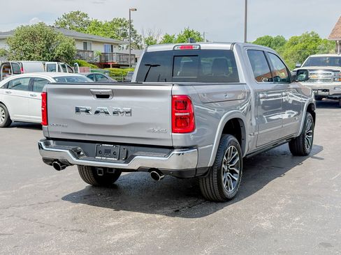 Used 2025 RAM 1500 Limited AWD/4WD image 18