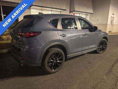 Used 2023 MAZDA CX-5 Carbon Edition image 2