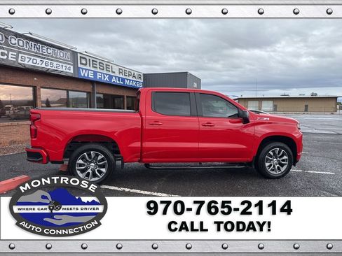 Used 2022 Chevrolet Silverado 1500 RST w/ Z71 Off-Road Package AWD/4WD image 9
