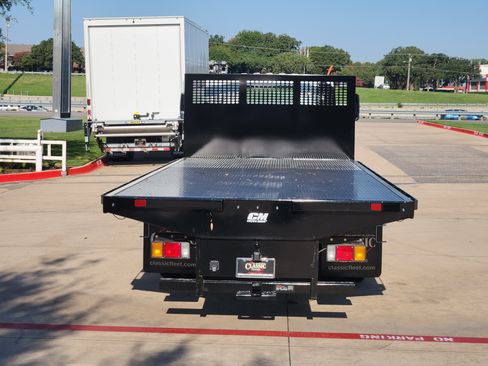 New 2024 Chevrolet Low Cab Forward image 12