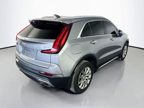 Used 2023 Cadillac XT4 Premium Luxury w/ Enhanced Visibility Package FWD image 8