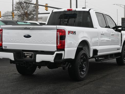 Used 2024 Ford F250 Lariat w/ Lariat Ultimate Package image 11