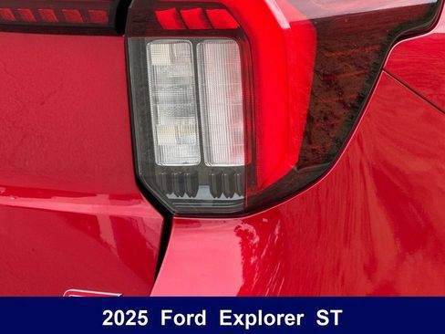 Used 2025 Ford Explorer ST w/ Sun And Sound Package AWD/4WD image 42