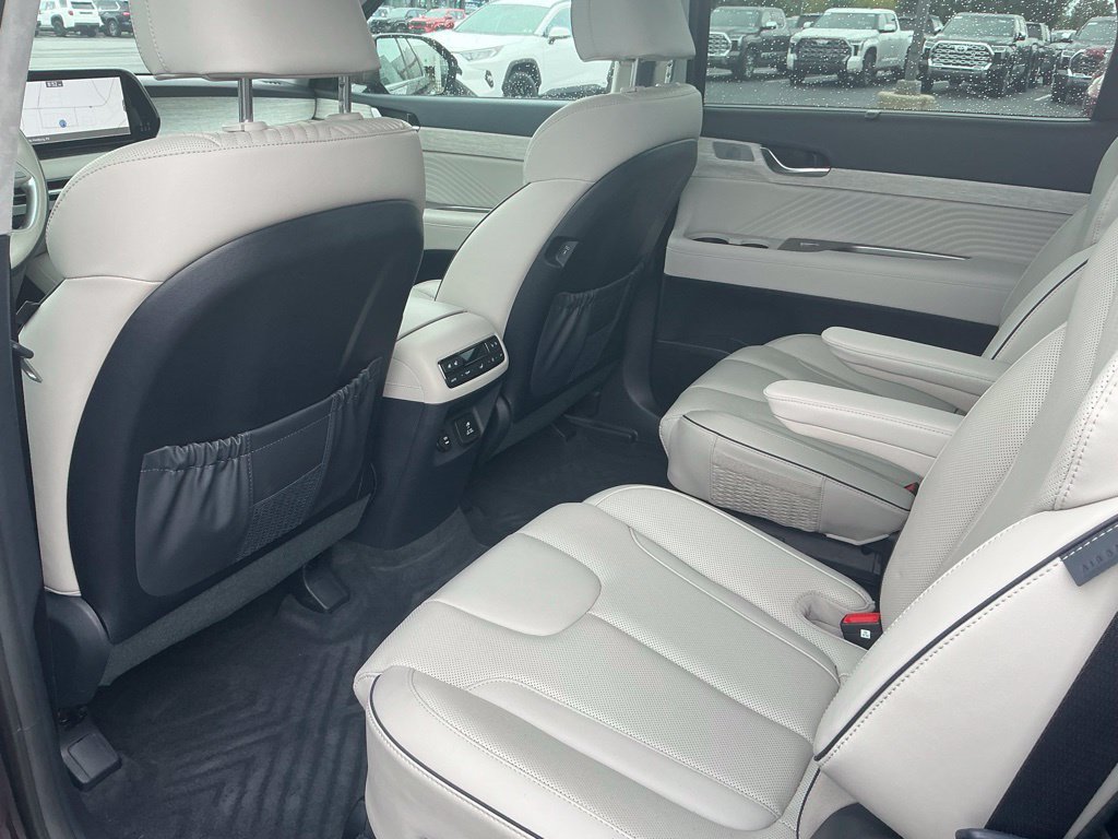 Certified 2025 Hyundai Palisade Calligraphy AWD/4WD image 29