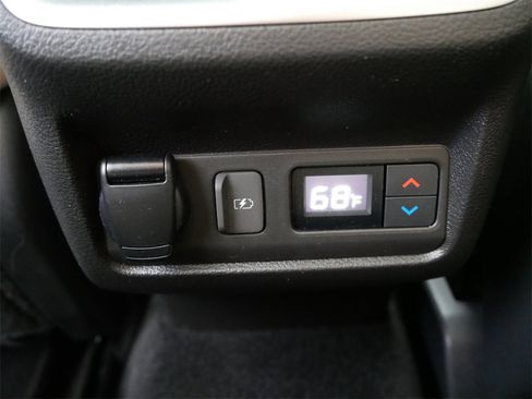 Used 2021 INFINITI QX50 Sensory image 11