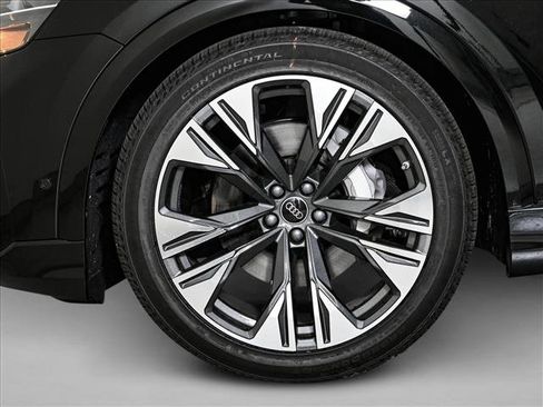 New 2026 Audi Q8 Prestige AWD/4WD image 25
