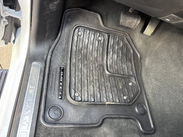 Used 2022 RAM 1500 Limited AWD/4WD image 26