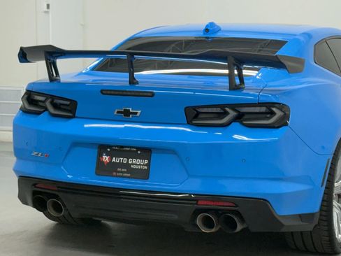 Used 2022 Chevrolet Camaro ZL1 image 36