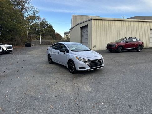 New 2025 Nissan Versa SR w/ Trunk Package image 3