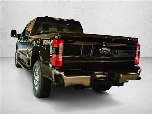 New 2026 Ford F250 Lariat w/ Chrome Package image 9