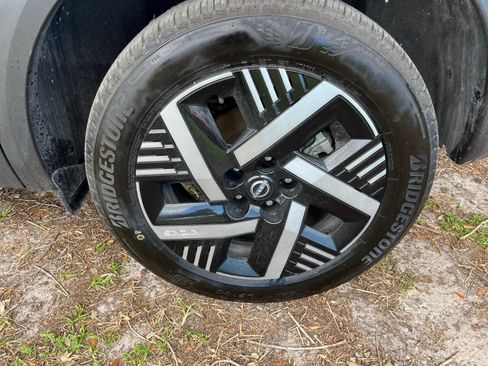 Used 2026 Nissan Kicks SV FWD image 27