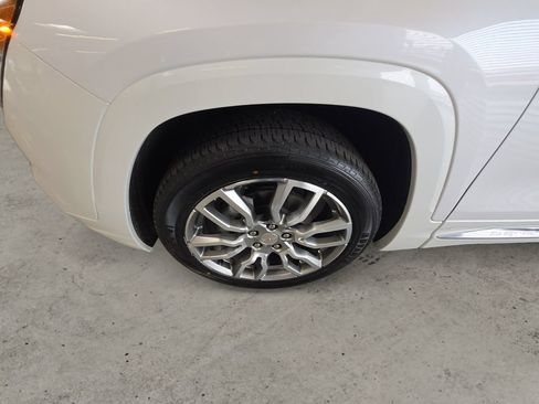 Used 2022 GMC Terrain Denali AWD/4WD image 9