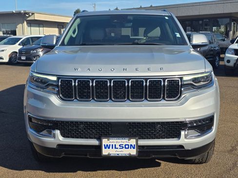 Used 2022 Jeep Wagoneer Series I image 6