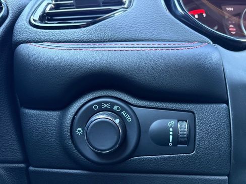 Used 2023 Dodge Durango R/T w/ Trailer Tow Group IV image 4