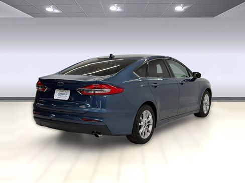 Used 2019 Ford Fusion SE FWD image 7
