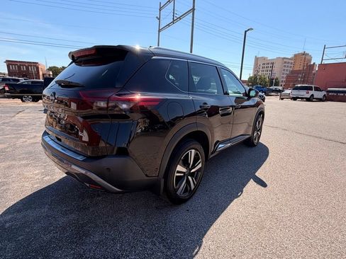 Certified 2023 Nissan Rogue SL w/ SL Premium Package FWD image 8