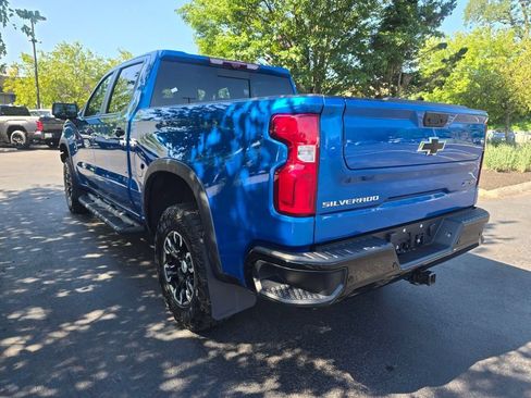 Used 2022 Chevrolet Silverado 1500 ZR2 w/ Technology Package AWD/4WD image 5