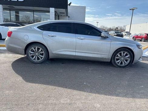 Used 2018 Chevrolet Impala LT image 4