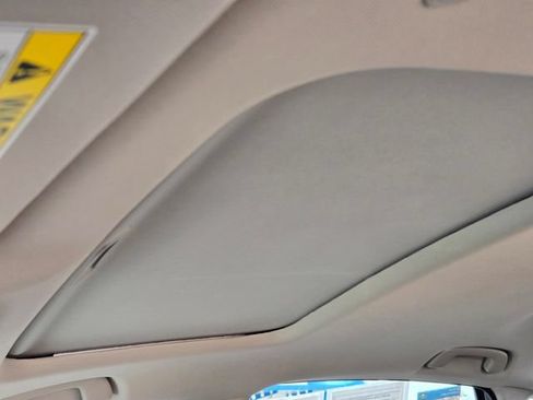 Certified 2025 Honda Accord SE image 10