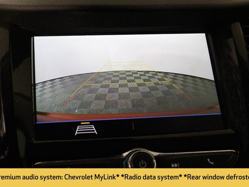 Used 2019 Chevrolet Trax LT w/ LT Convenience Package image 7