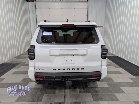 Used 2025 Toyota 4Runner TRD Sport image 3