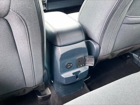 Used 2023 Ford Maverick XLT w/ XLT Luxury Package FWD image 33