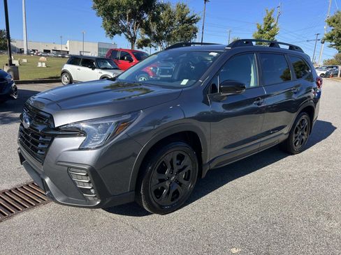 Certified 2025 Subaru Ascent Onyx Edition w/ Onyx Package image 3