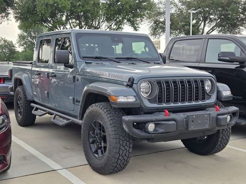 Certified 2024 Jeep Gladiator Sport AWD/4WD image 1