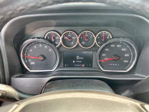 Used 2022 Chevrolet Silverado 2500 LT w/ Convenience Package AWD/4WD image 11