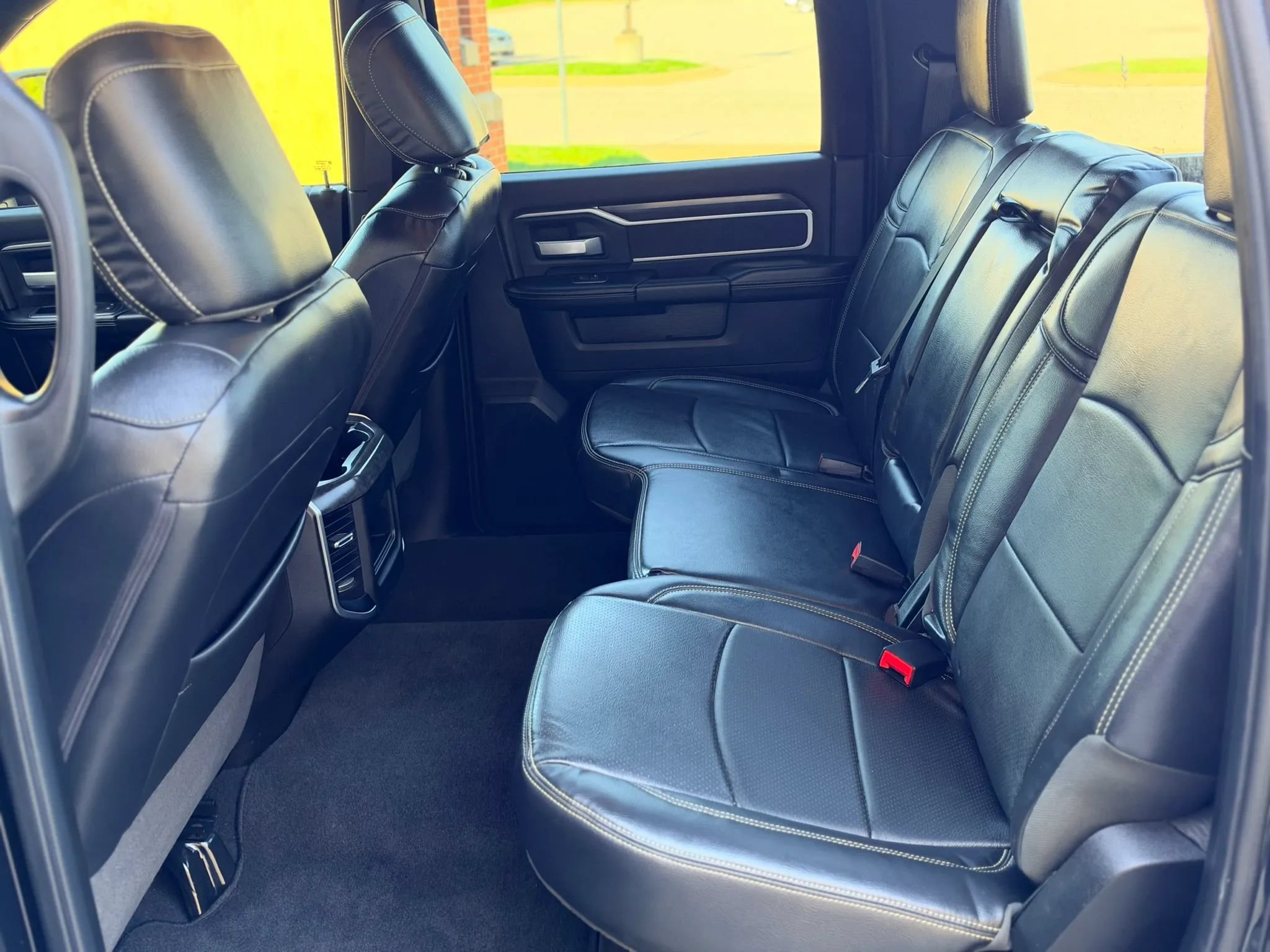 Used 2024 RAM 2500 Big Horn w/ Night Edition AWD/4WD image 29