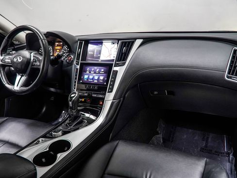 Used 2019 INFINITI Q50 Luxe w/ Essential Package (3.0T Luxe) image 16