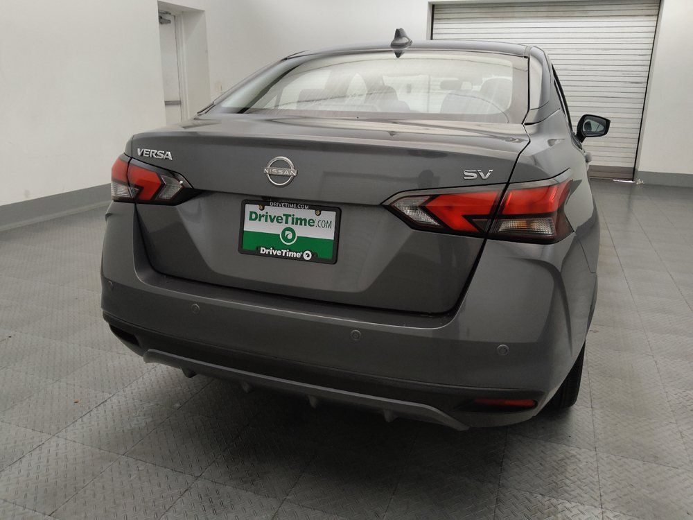 Used 2024 Nissan Versa SV FWD image 7