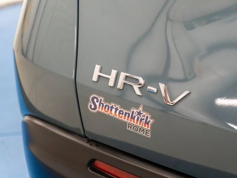 Certified 2025 Honda HR-V Sport image 7