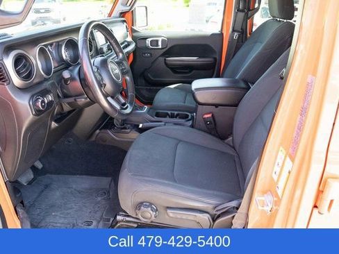 Used 2018 Jeep Wrangler Unlimited Sport S image 18