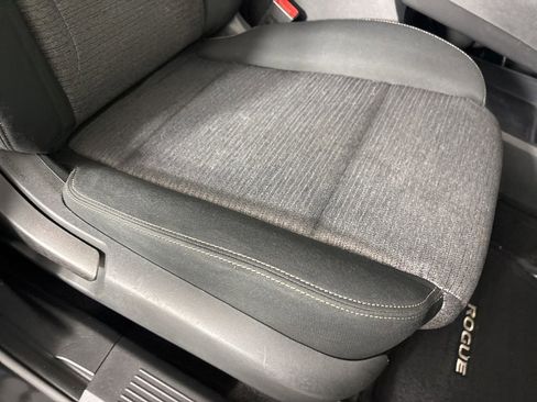 Used 2021 Nissan Rogue S image 26