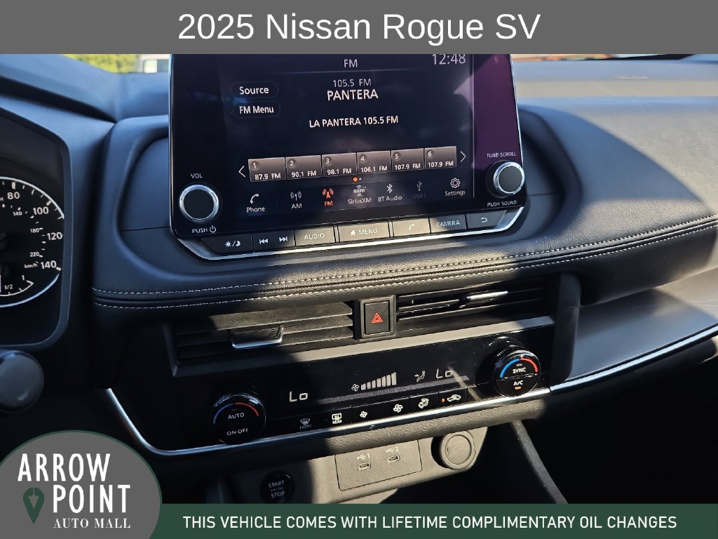 Used 2025 Nissan Rogue SV FWD image 25