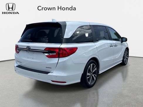 Used 2024 Honda Odyssey Touring image 4