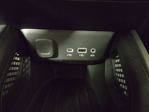 Used 2023 Chevrolet TrailBlazer LT w/ Convenience Package AWD/4WD image 27
