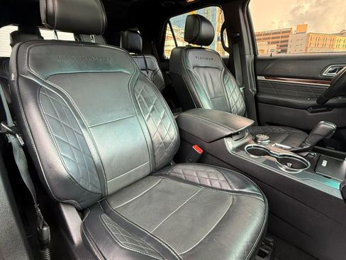 Used 2017 Ford Explorer Platinum AWD/4WD image 15