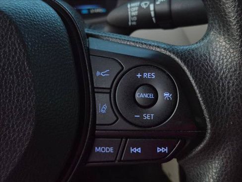 Certified 2022 Toyota Corolla LE FWD image 13