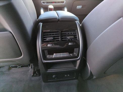 Used 2025 BMW XM AWD/4WD image 17