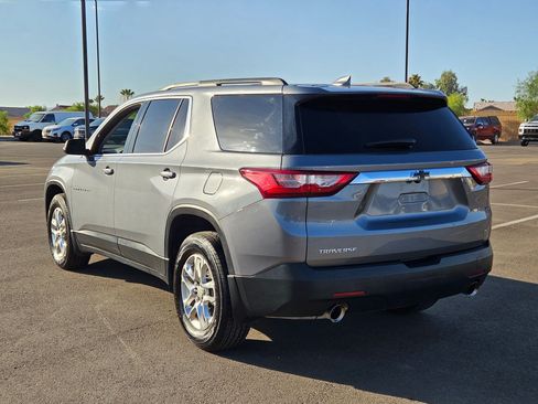 Certified 2021 Chevrolet Traverse LT FWD image 3