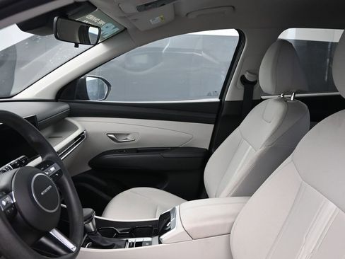 Used 2025 Hyundai Tucson SEL FWD image 24