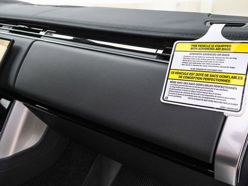 New 2025 Land Rover Range Rover SE image 19