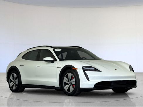 Certified 2023 Porsche Taycan 4S image 10