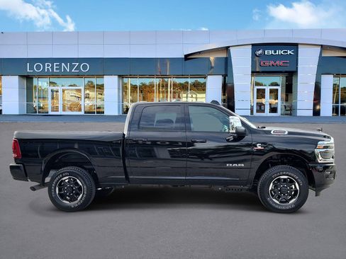 Used 2026 RAM 2500 Laramie AWD/4WD image 4