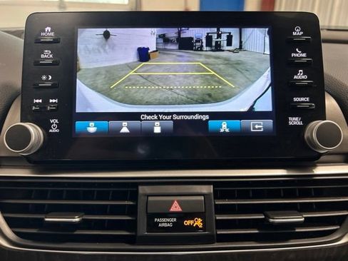 Certified 2022 Honda Accord Touring image 34