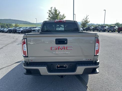 Used 2022 GMC Canyon AT4 AWD/4WD image 6